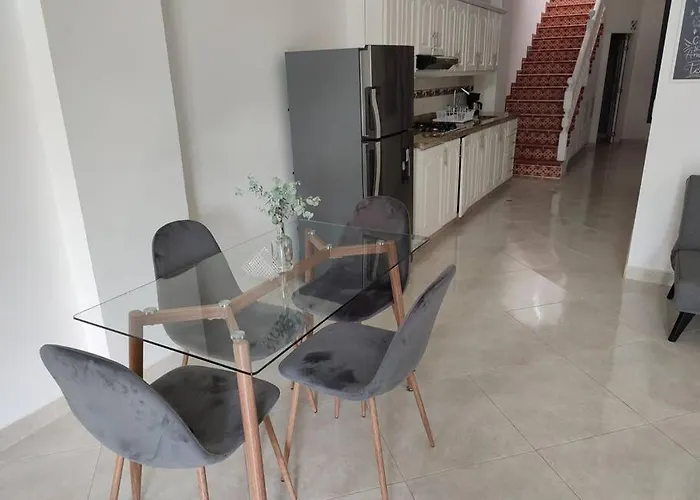 Hermosa Casa Para Compartir En Familia Y Amigos